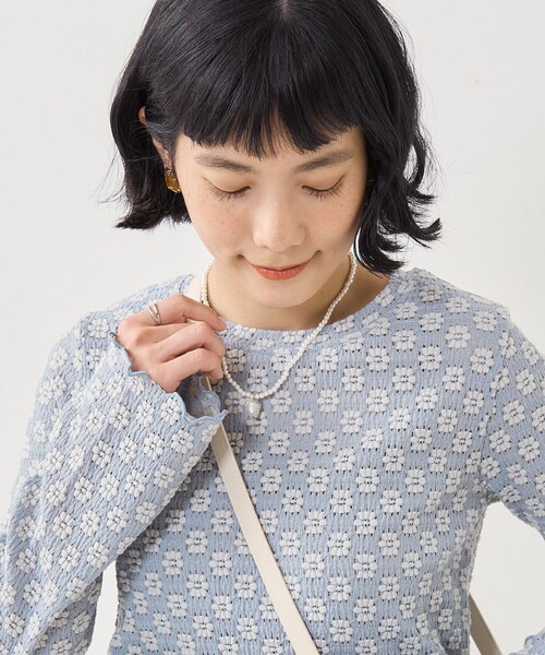 FREAK'S STORE（フリークスストア）の「フラワーストレッチ ロンT（Tシャツ/カットソー・レディース・チャコール/ブラック/サックスブルー/オフホワイト/ナチュラル・ﾌﾘ-）」の5枚目の写真