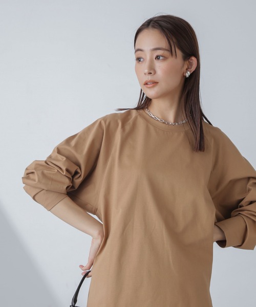 NANO universe(ナノユニバース)の「サイドスリットラグランカットチュニックトップス(Tシャツ/カットソー・レディース・ベージュ/ホワイト/ブラック・FREE)」の16枚目の写真