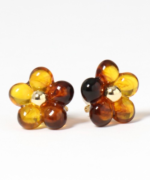 LOWRYS FARM(ローリーズファーム)の「フラワーイヤリング 111656(イヤリング・レディース・ブラウン/その他・FREE)」の5枚目の写真