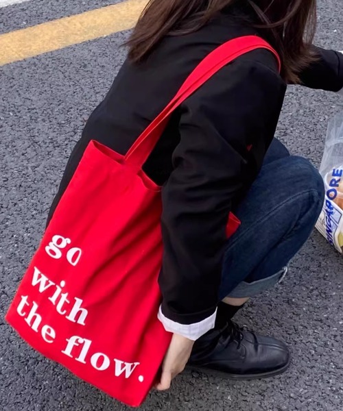 Vipoa（ヴィポア）の「LOGO GRAPHIC SHOPPING BAG（トートバッグ・レディース・レッド・FREE）」の11枚目の写真