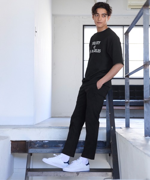 coca（coca）（コカ）の「【WEB限定セール】メンズ ハリ感ダンボールプリントロゴTシャツ（Tシャツ/カットソー・メンズ・ブラック/グレイッシュベージュ・M/L/XL）」の4枚目の写真