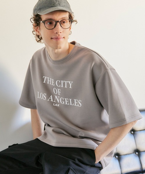 coca（coca）（コカ）の「【WEB限定セール】メンズ ハリ感ダンボールプリントロゴTシャツ（Tシャツ/カットソー・メンズ・ブラック/グレイッシュベージュ・M/L/XL）」の11枚目の写真