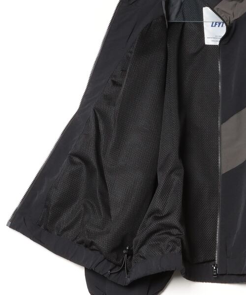LFYT（エルエフワイティー）の「LFYT ラファイエット [Lafayette] - アーミー トラックジャケット [ARMY TRACK JACKET LS241001]（ナイロンジャケット・メンズ・グレー/ブラック・XL/L/M/XXL）」の17枚目の写真