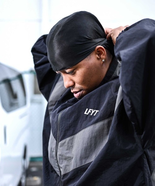 LFYT（エルエフワイティー）の「LFYT ラファイエット [Lafayette] - アーミー トラックジャケット [ARMY TRACK JACKET LS241001]（ナイロンジャケット・メンズ・グレー/ブラック・XL/L/M/XXL）」の19枚目の写真