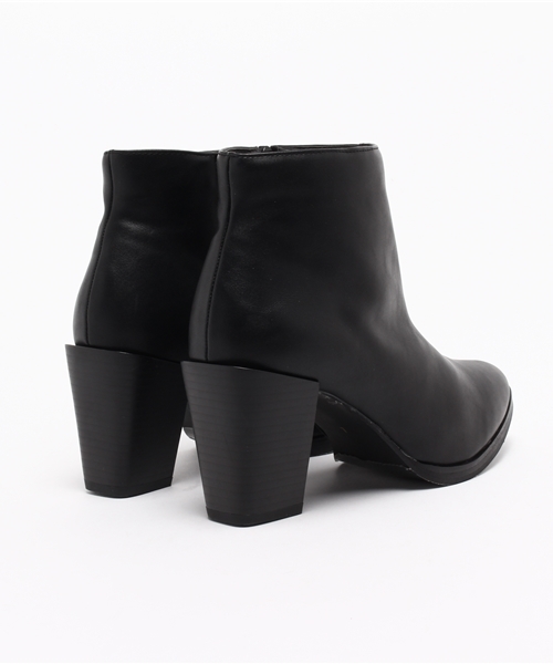 koe（コエ）の「ポインテッドショートブーツ（ブーツ・レディース・ブラック・MEDIUM/LARGE/SMALL）」の9枚目の写真