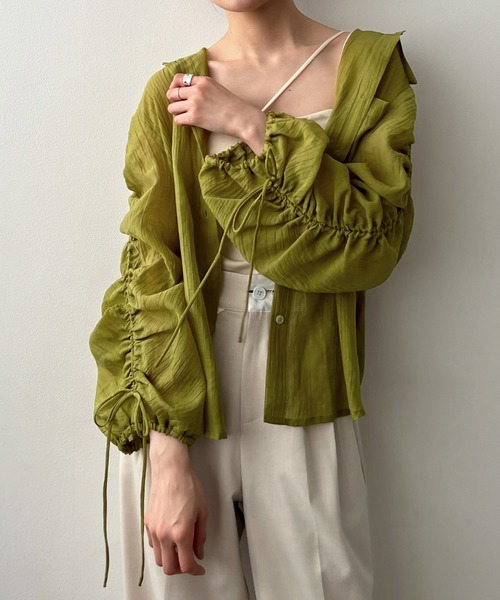 mic by Olu.（ミックバイオルドット）の「袖シャーリングシアーシャツ（シャツ/ブラウス・レディース・カーキ/ホワイト・FREE）」の18枚目の写真