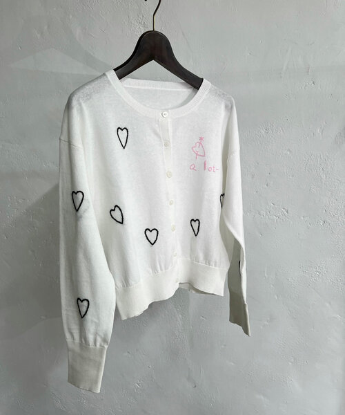 mystic（ミスティック）の「[otona mystic]ハート刺繍カーディガン（カーディガン/ボレロ・レディース・オフホワイト/ブラック・FREE）」の5枚目の写真