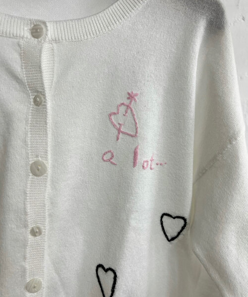 mystic（ミスティック）の「[otona mystic]ハート刺繍カーディガン（カーディガン/ボレロ・レディース・オフホワイト/ブラック・FREE）」の6枚目の写真