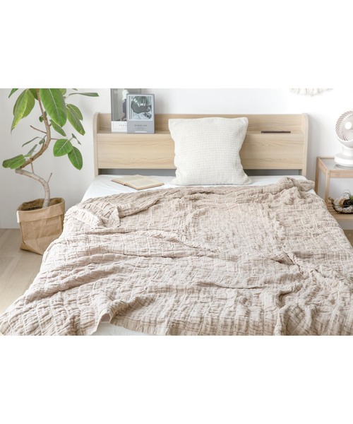 journal standard Furniture （ジャーナルスタンダードファニチャー）の「【AND DECO/アンドデコ】 GAUZE BLANKET S　ガーゼブランケット（ブランケット・レディース・アイボリー/キャメル/ベージュ・FREE）」の8枚目の写真