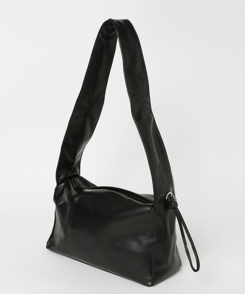 FOREVER 21(フォーエバー トゥエンティーワン)の「【2024SS】2WAYギャザーバッグ(ショルダーバッグ・レディース・ブラック/シルバー・FREE)」の8枚目の写真