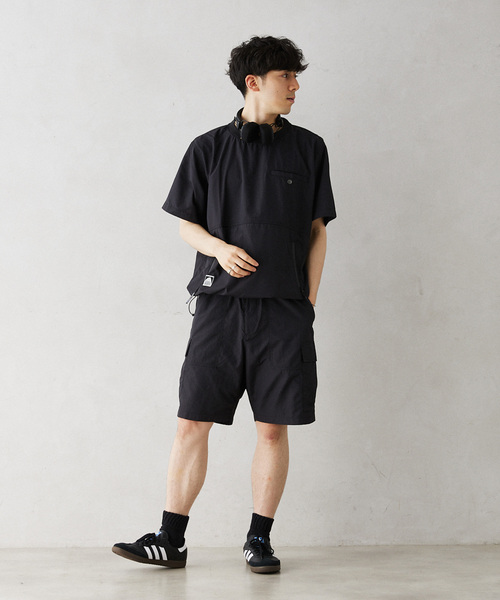 SIERRA DESIGNS（シェラデザイン）の「SIERRA DESIGNS / シエラデザインズ別注 撥水ナイロンTシャツ（Tシャツ/カットソー・メンズ・カーキ/ブラック/チャコールグレー・MEDIUM/LARGE）」の5枚目の写真