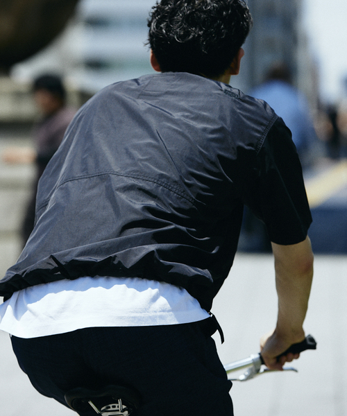 SIERRA DESIGNS（シェラデザイン）の「SIERRA DESIGNS / シエラデザインズ別注 撥水ナイロンTシャツ（Tシャツ/カットソー・メンズ・カーキ/ブラック/チャコールグレー・MEDIUM/LARGE）」の18枚目の写真