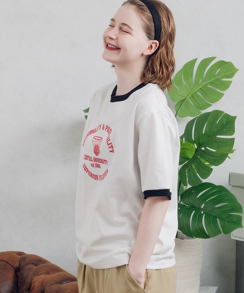 MUHET（ミュエータ）の「リンガーTシャツ（Tシャツ/カットソー・レディース・グリーン/グレイッシュベージュ/オフホワイト/ブルー・X-LARGE/MEDIUM）」の6枚目の写真