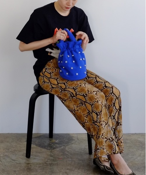 COMMON WARE(コモンウェアー)の「EM:cheek チークkirakira 2way shoulder キラキラ2WAYショルダーバッグ(ショルダーバッグ・レディース・ブルー/グレー/イエロー/ブラック・FREE)」の9枚目の写真