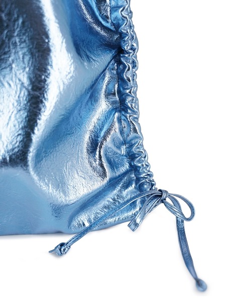 MURUA（ムルーア）の「【WEB限定商品】MURUA (ムルーア)メタリックサイドシャーリングリボントートバッグ　A4対応　MR-B1291（トートバッグ・レディース・シルバー/ブルー・FREE）」の7枚目の写真