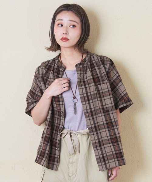 CUBE SUGAR(キューブシュガー)の「フェザーモチーフネックレス(ネックレス・レディース・シルバー/ゴールド・M)」の21枚目の写真
