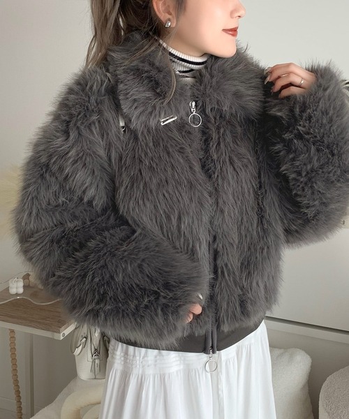 mily bilet（ミウィビレット）の「【mily bilet】今期主役級ふわふわアウター。ミックスシャギーファーダブルジップショート丈ブルゾン（ブルゾン・レディース・アイボリー/チャコールグレー・X-LARGE/SMALL/MEDIUM/LARGE）」の10枚目の写真