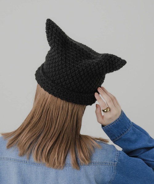 SMELLY（スメリー）の「ネコミミワッチキャップ（ニットキャップ/ビーニー・レディース・ブラック/ホワイト・-）」の2枚目の写真