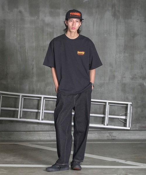 【セール】Manhattan Portage × THRASHER BACK COVER S/S T-SHIRTS/マンハッタンポーテージ × スラッシャー マガジングラフィックバックプリントコレボレーション半袖Tシャツ（Tシャツ/カットソー）｜Manhattan Portage（マンハッタンポーテージ）