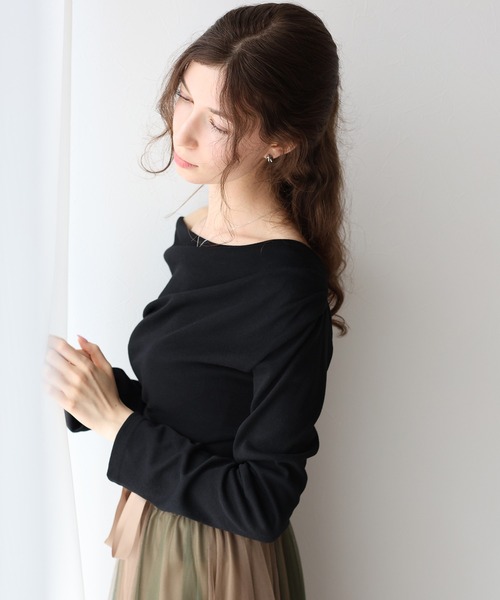 ドレープネックオフショルトップス（Tシャツ/カットソー