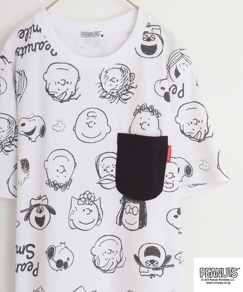 PEANUTS(ピーナッツ)の「PEANUTS 天竺 総柄プリントTシャツ(Tシャツ/カットソー・メンズ・チャコール/コーラル/ホワイト/ライトグリーン・S/LL/M/L)」の2枚目の写真