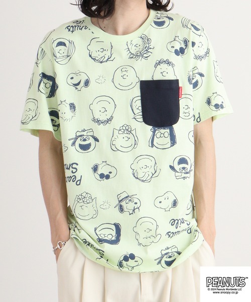 PEANUTS(ピーナッツ)の「PEANUTS 天竺 総柄プリントTシャツ(Tシャツ/カットソー・メンズ・チャコール/コーラル/ホワイト/ライトグリーン・S/LL/M/L)」の21枚目の写真
