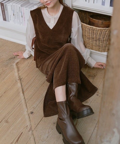 INTER FACTORY（インターファクトリー）の「ゆづき / ラメカットコーデュロイサイドリボンベスト　made in INTER FACTORY（ベスト・レディース・チャコールグレー/ブラウン・FREE）」の4枚目の写真
