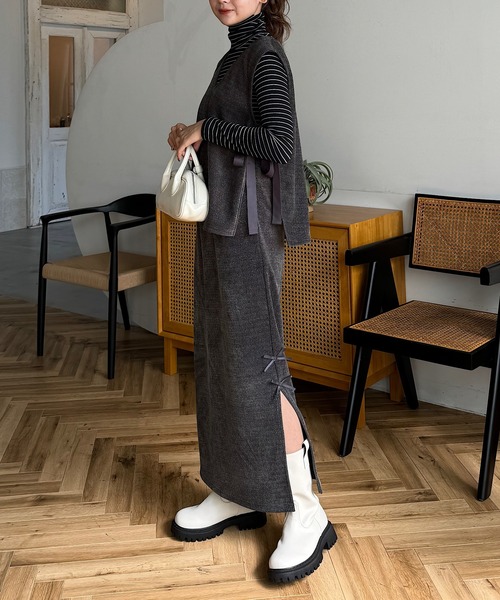 INTER FACTORY（インターファクトリー）の「ゆづき / ラメカットコーデュロイサイドリボンベスト　made in INTER FACTORY（ベスト・レディース・チャコールグレー/ブラウン・FREE）」の20枚目の写真