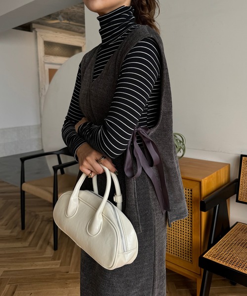 INTER FACTORY（インターファクトリー）の「ゆづき / ラメカットコーデュロイサイドリボンベスト　made in INTER FACTORY（ベスト・レディース・チャコールグレー/ブラウン・FREE）」の16枚目の写真