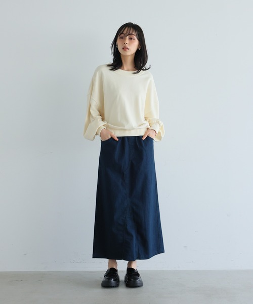 itto...(イット)の「【着心地革命デニム】ウエストリブ切替デニムスカート(デニムスカート・レディース・ワンウォッシュ/ネイビー・L/M/XXL/XL)」の13枚目の写真