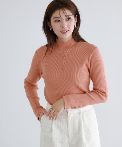 Pierrot（ピエロ）の「ゴールドボタンリブニット ハイネック（ニット/セーター・レディース・アイボリー/ブラック/ネイビー/チャコール/オレンジ/ホワイト×ブラック/キャメル/ブルーグリーン・M/L/LL）」の16枚目の写真