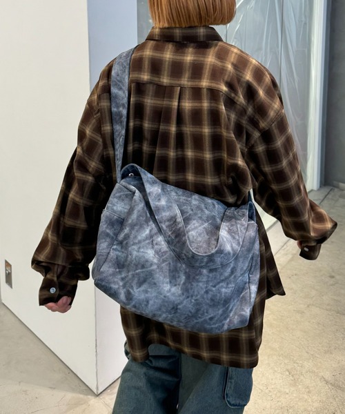 CIAOPANIC TYPY(チャオパニックティピー)の「【UNISEX】2WAY BOXショルダーバッグ(ショルダーバッグ・メンズ・ブルー/ブラック/ブラウン・ONE SIZE)」の3枚目の写真
