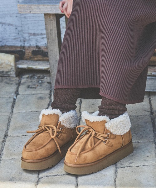 niko and（ニコアンド）の「オリジナルフェイクムートンモカシン