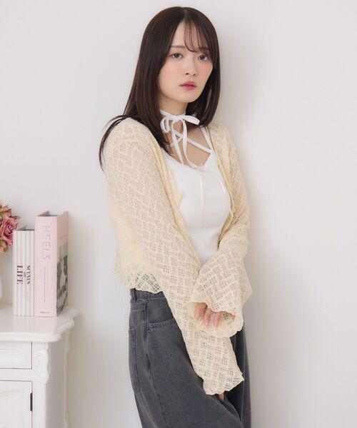 ems excite(エムズエキサイト)の「【セットアイテム】レースCTカーデキャミSET(Tシャツ/カットソー・レディース・ブラック/ブルー/ナチュラル・FREE)」の12枚目の写真