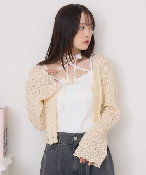 ems excite(エムズエキサイト)の「【セットアイテム】レースCTカーデキャミSET(Tシャツ/カットソー・レディース・ブラック/ブルー/ナチュラル・FREE)」の4枚目の写真