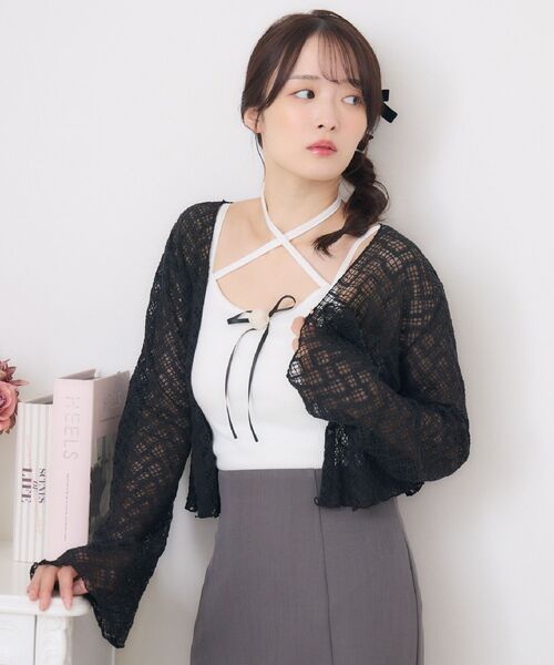 ems excite(エムズエキサイト)の「【セットアイテム】レースCTカーデキャミSET(Tシャツ/カットソー・レディース・ブラック/ブルー/ナチュラル・FREE)」の5枚目の写真