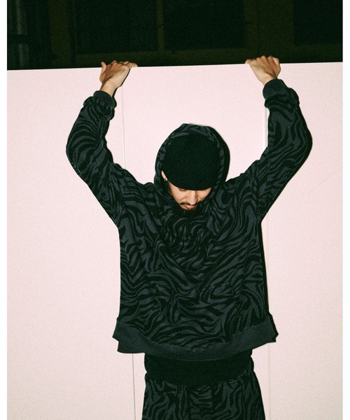 CALEE(キャリー)の「ZEBRA PATTERN DROP PULLOVER HD(パーカー・メンズ・ブラック系その他/ブラック系その他2・LARGE/MEDIUM/X-LARGE)」の9枚目の写真