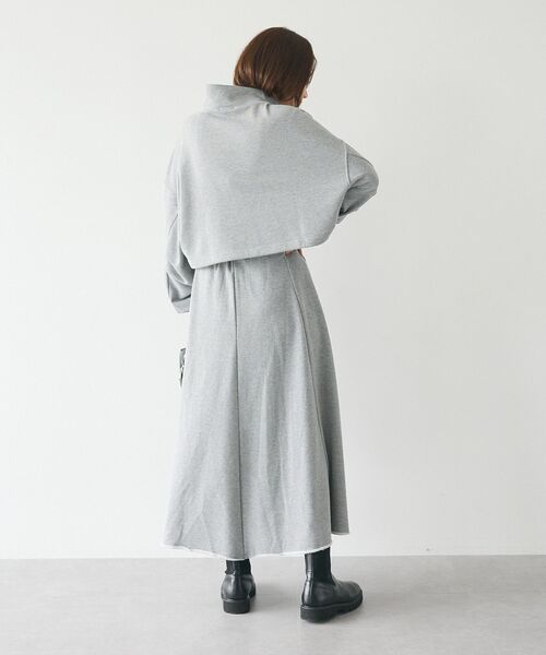 CRAFT STANDARD BOUTIQUE（クラフトスタンダードブティック）の「【WEB限定】裏毛カットオフフレアスカート（スカート・レディース・ブラック/カーキ/杢グレー/ホワイト系その他/グリーン系その他3/ネイビー・M/L）」の17枚目の写真