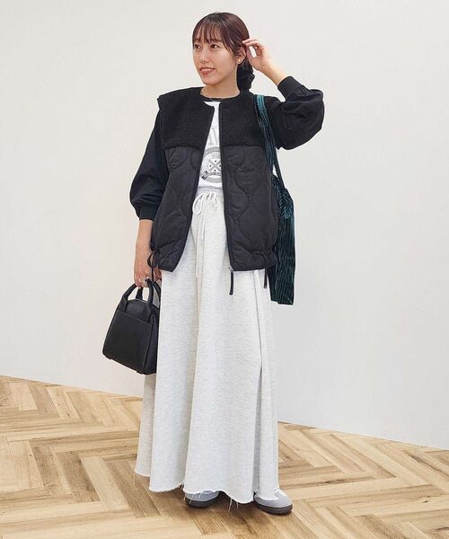 CRAFT STANDARD BOUTIQUE（クラフトスタンダードブティック）の「【WEB限定】裏毛カットオフフレアスカート（スカート・レディース・ブラック/カーキ/杢グレー/ホワイト系その他/グリーン系その他3/ネイビー・M/L）」の20枚目の写真