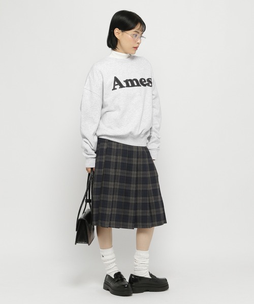 AMESWORLDWIDE(アメスワールドワイド)の「【UNISEX】AMES WORLDWIDE/デニムロゴプルオーバー(ウラケ)(スウェット・レディース・ライトグレー/ブラック・SMALL/MEDIUM/LARGE)」の10枚目の写真