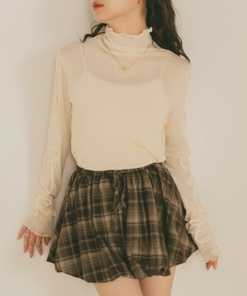 VANNIE U(ヴァニーユー)の「コード刺繍シアートップス/前後2WAY(Tシャツ/カットソー・レディース・チャコールグレー/アイボリー/ブラック・FREE)」の8枚目の写真