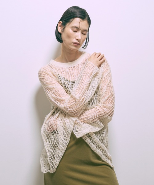 EN NEUME（エンノイム）の「Mohair Blend Sheer Knit Tunic（ニット/セーター・レディース・レッド/アイボリー/ブルー・FREE）」の5枚目の写真