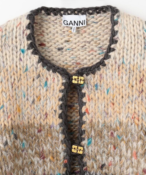 GANNI（ガニー）の「GANNI/ガニー CHUNKY MARLED HANDKNIT CARDIGAN / K2312 / ハンドニットクロップカーディガン（カーディガン/ボレロ・レディース・その他9・SMALL）」の3枚目の写真