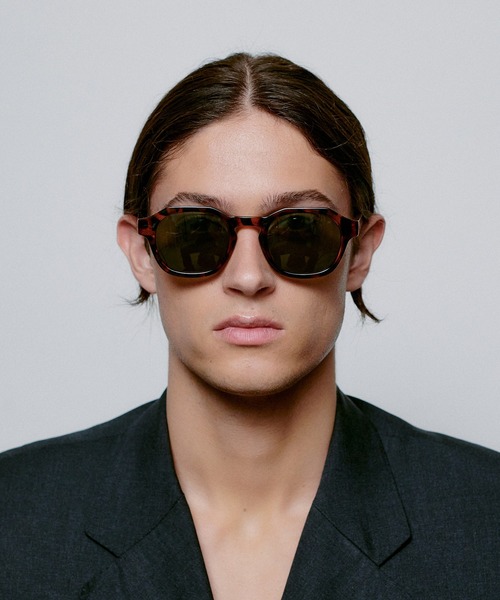 A.Kjaerbede(エキアビド)の「ZAN(サングラス・レディース・ブラック/その他2/その他3/その他4/その他5・ONE SIZE)」の2枚目の写真