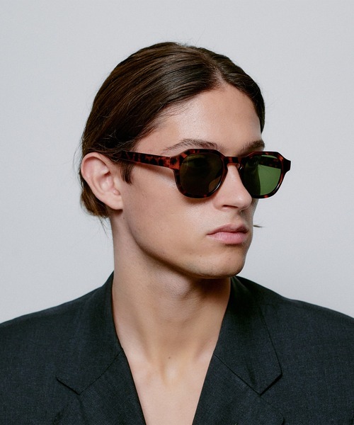 A.Kjaerbede(エキアビド)の「ZAN(サングラス・レディース・ブラック/その他2/その他3/その他4/その他5・ONE SIZE)」の17枚目の写真