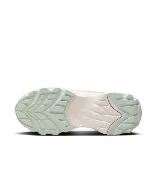 NIKE（ナイキ）の「ナイキ TC 7900 ウィメンズシューズ / Nike TC 7900 Women's Shoes DD9682-102 Light Orewood Brown（スニーカー・レディース・ブラウン系その他2・22/22.5/23/23.5/24/24.5/25/25.5/26/26.5/27/27.5/28/28.5/29）」の6枚目の写真