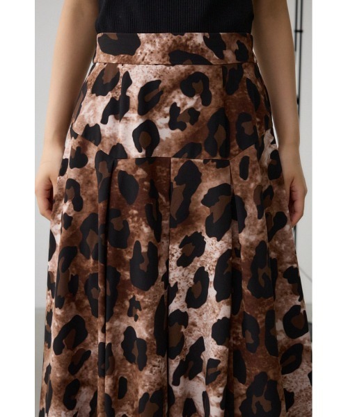 AZUL by moussy(アズールバイマウジー)の「ボリュームバルーンスカート(スカート・レディース・ブラウン系その他/ブラック系その他/アイボリー/ブラック/ホワイト系その他・SMALL/MEDIUM)」の22枚目の写真