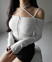 【 3color / カップ付 】フロントジップクロスストラップオフショルトップス / front zip cross straps off-shoulder tops