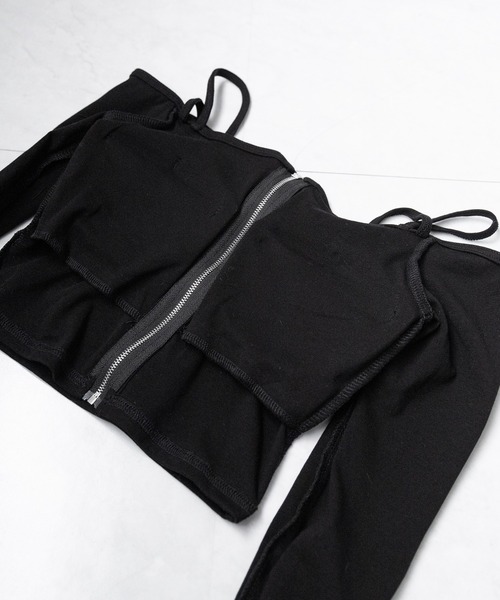 me+em select(ミームセレクト)の「【 3color / カップ付 】フロントジップクロスストラップオフショルトップス / front zip cross straps off-shoulder tops(Tシャツ/カットソー・レディース・ホワイト/グレー/ブラック・FREE)」の22枚目の写真