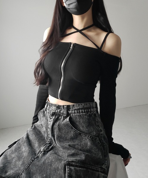 セール】【 3color ／ カップ付 】フロントジップクロスストラップ